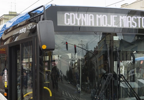 Witomino ma problem z autobusami. Powodem sąsiedzki spór o przystanki