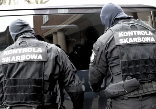 Skarbówka bierze pod lupę Ukraińców. Mogą dostać rachunki na lata wstecz