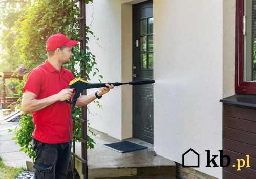 Mycie elewacji kosztuje od 24 zł za m². Ale ta usługa potrafi podwoić rachunek