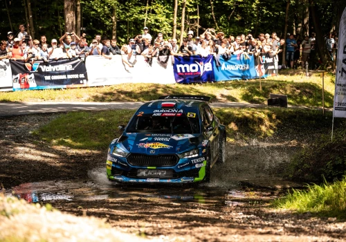 Rajdowy rollercoaster w Małopolsce. 0,3 s różnicy przed finałem