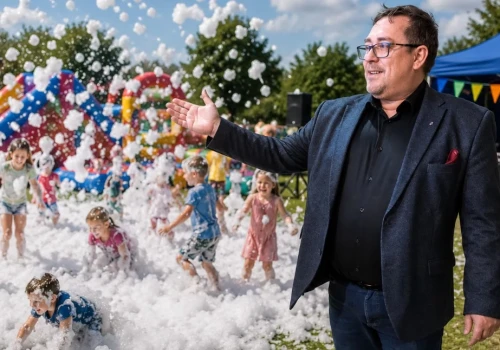 Tomasz Pepliński zaprasza mieszkańców na wspólną integrację i Piana Party