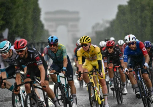 Legendarny wyścig powraca. Mordercza walka kolarzy na Tour de France