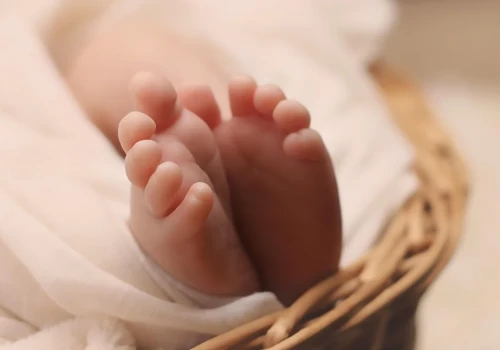 Lekarze z Gdańska wykonali pionierską trombektomię u noworodka. To jeden z nielicznych takich zabiegów na świecie