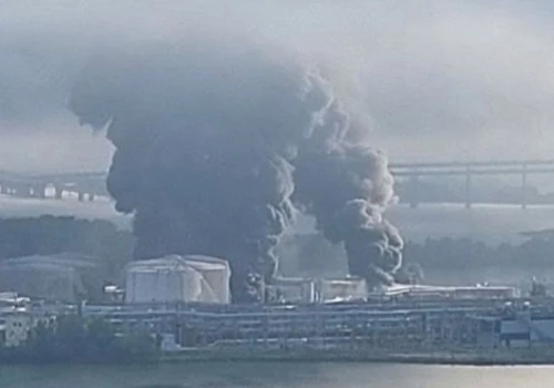 Ukraińskie drony podpaliły naftoport w Petersburgu