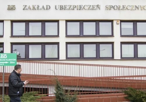 3485 zł do emerytury i ponad 62 tys. wyrównania. Emeryt wygrał z ZUS