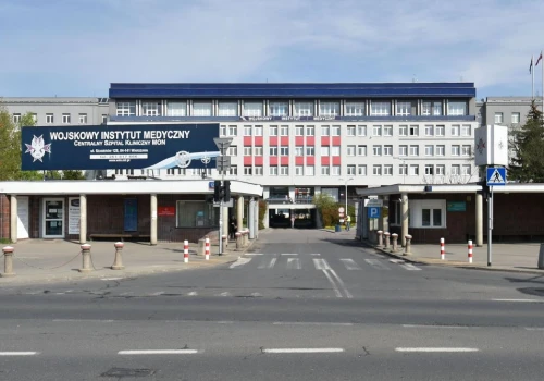 99-letnia Ukrainka trafiła w poważnym stanie do szpitala na Szaserów. Za kilka dni leczenia dostała rachunek na prawie 20 tys. zł