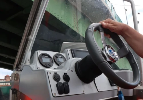 Interwencja WOPR na Wiśle. Osoba skoczyła z Mostu Powstańców Śląskich