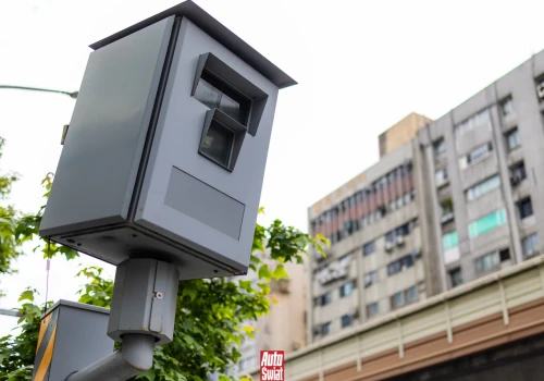 Jechał o 1 km na godz. za szybko. Nie przyjął mandatu i teraz zapłaci za to fortunę