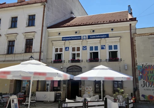 Wkrótce remont kamienicy przy tarnowskim Rynku. Ma tutaj powstać Centrum Winiarstwa
