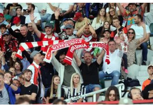 Tak kibice dopingowali zawodników w Bydgoszczy podczas drugiego finału IMP. Poszukajcie się na zdjęciach.