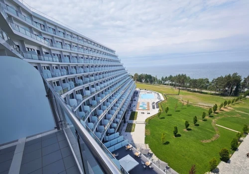 O tym hotelu mówi cała Polska. Tak wygląda Gołębiewski w Pobierowie