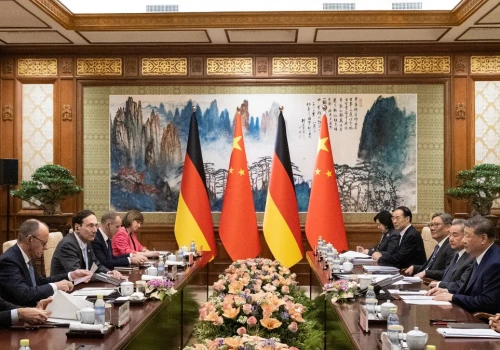 Niemcy w uścisku Chin. Boją się ruszyć na wojnę z Pekinem