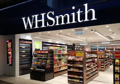 Jak zamknięcie 150 sklepów WH Smith wpłynie na rynek pracy i kondycję dostawców?