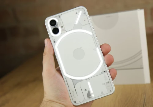 Pierwszy smartfon Nothing z ostatnią aktualizacją. To koniec wsparcia dla Phone (1)