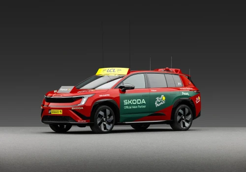 Škoda na Tour de France 2026 – nowy Peaq jako „Red Car”, 225 zelektryfikowanych aut i 23 lata partnerstwa
