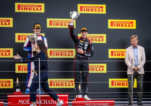 Gładysz na podium w FIA F3 na Silverstone