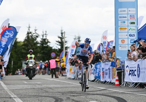 Sibiu Cycling Tour 2026: Lorenzo Finn wygrywa, aktywny Dawid Lewandowski