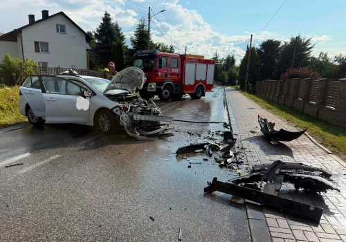 Kierowca zasłabł. Karetki zabrały poszkodowanych