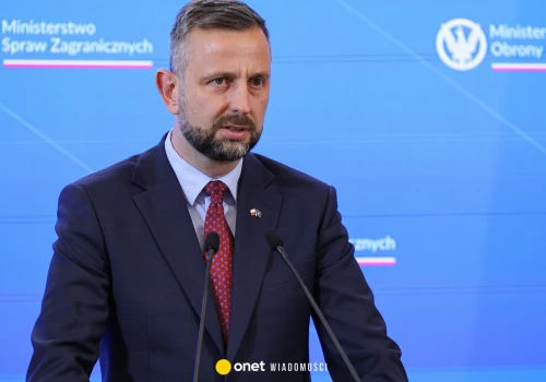 Szef MON zlecił odtajnienie donacji dla Ukrainy. W sieci awantura. 