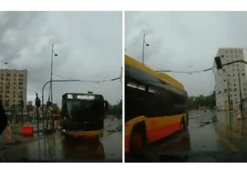 Karambol w Warszawie. Jest nagranie