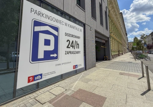 Mieszkańcy: parkingowiec przy Małkowskiego nie jest dobrze oznakowany