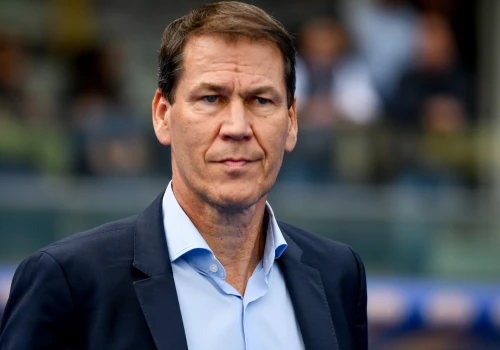 Trener Belgii Rudi Garcia reaguje na oczyszczenie Baloguna przez FIFA: 