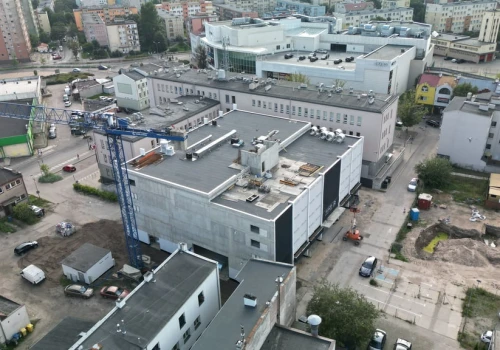 Wielomilionowy spór o parkingowiec w Świnoujściu. Inwestor odstąpił od umowy i żąda ponad 17,6 mln zł!