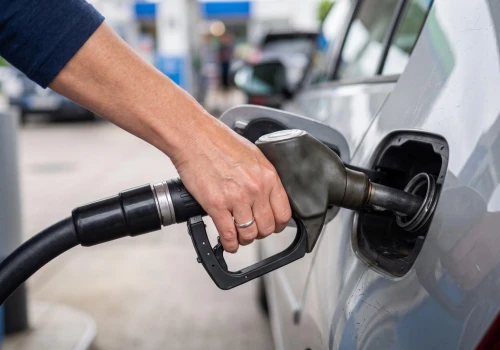 Hurtowe ceny paliw 06.07.2026. Czas na oddech po fali podwyżek?