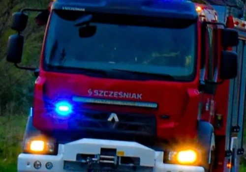 Nocny pożar w Katowicach. Mieszkańcy usłyszeli głośny huk