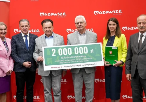 Pieniądze m.in. na drogi i oświetlenie. Samorządy z powiatu ciechanowskiego z dotacjami