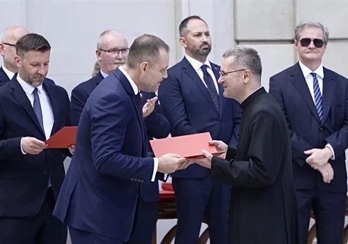 Nominacja Profesorska dla ks. Marka Kluza