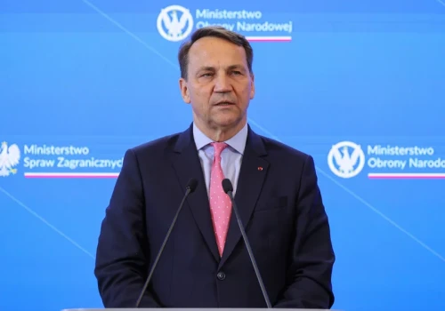 Burza w relacjach Polska-Ukraina. Zbliża się symboliczna data. Wymowna reakcja Sikorskiego