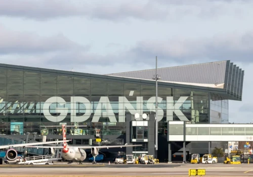 Już 4 lotniska w Polsce bez limitu płynów. Tutaj kolejki będą mniejsze