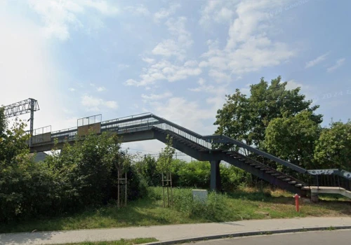 Koniec wspinaczki po schodach. Ma być winda do kładki nad torami w Opolu