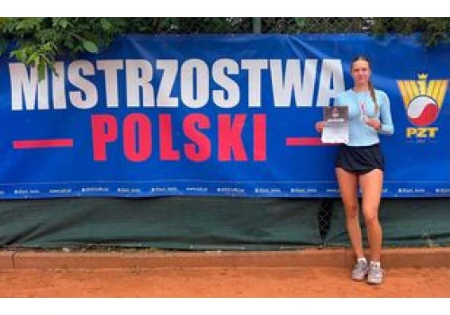 Tosia ze Złejwsi Małej z kolejnymi medalami. Wielkie korty tenisowe czekają