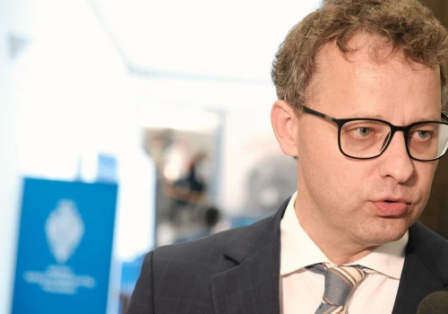 Marcin Romanowski nie przebywa w Serbii. Pismo prokuratury wpłynęło do sądu