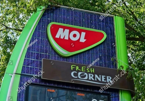 MOL inwestuje w gastronomię i sklepy. Tak chce zwiększać rentowność