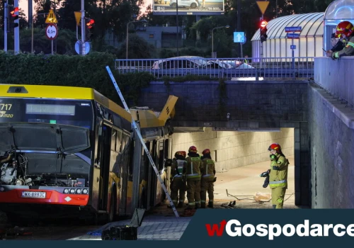 Czy zhakowano autobus w Warszawie? „Technicznie wykluczone”