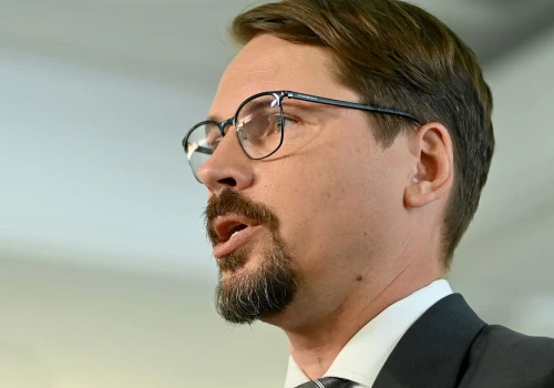 Obecny rząd w Warszawie działa na szkodę Państwa Polskiego