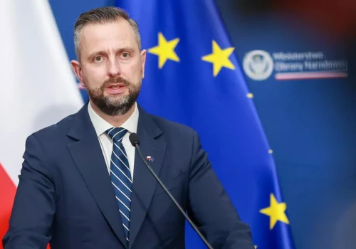 Wyższe dopłaty dla aktywnych rolników i pomoc suszowa. Wicepremier zapowiada wsparcie