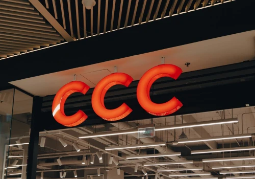 Te ażurowe buty z CCC i eobuwie są stworzone na upały. Ich ceny mocno spadły