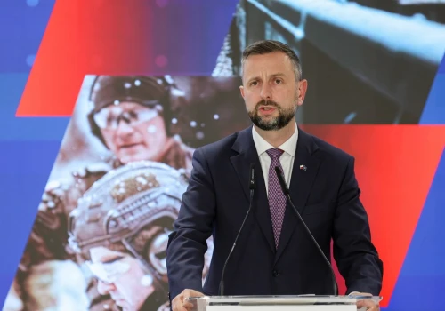 Szef MON o pomocy dla Ukrainy. Ujawnia skalę donacji