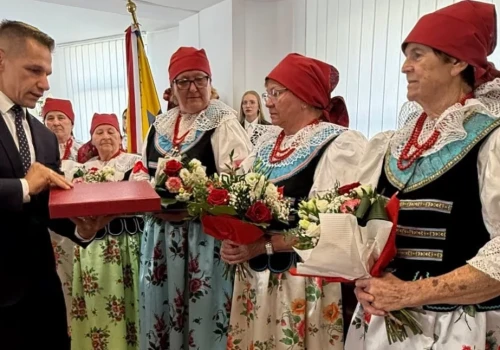 Kopciowiczanki uhonorowane Złotą Odznaką Honorową za Zasługi dla Województwa Śląskiego