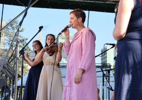 Trzynieckie Lato Kulturalne rozpoczęte. Na scenie wystąpiła Simcha