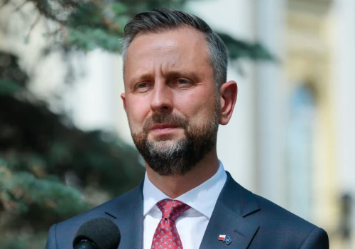 Afera ws. Patriotów dla Ukrainy. Szef MON ujawnia dane i zamyka usta krytykom