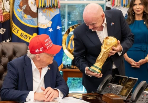 Trump i Infantino zamienili futbol w szambo. A FIFA napluła wszystkim w twarz