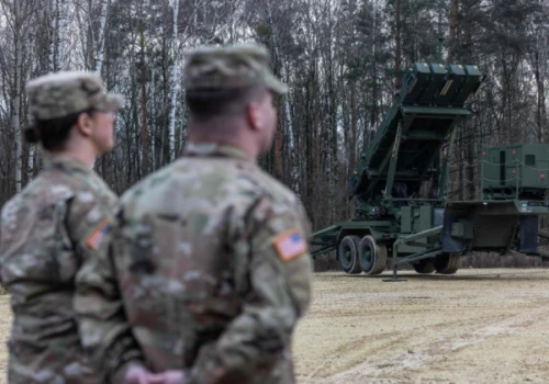 Umowa Polski z NATO i USA. Co otrzymamy za przekazanie Patriotów Ukrainie?