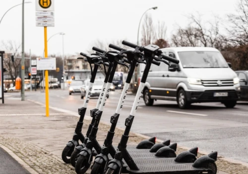Tak ograniczyli problem „ostatniej mili” za granicą. Polskie miasta zachowują dystans