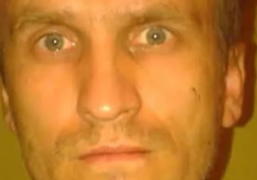 Policja poszukuje zaginionego 49-letniego mieszkańca Siedlęcina. Kto widział Dariusza Wołoszyna?