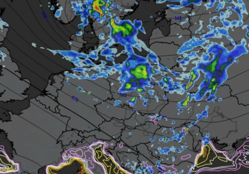 IMGW ogłasza alerty na pół Polski. Wiatr uderzy z siłą 120 km/h